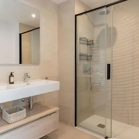 Apartment Modern With Sea View Estepona